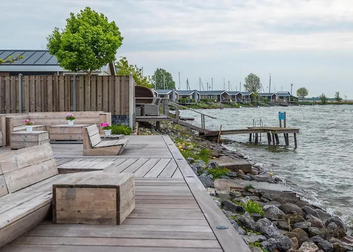 Europarcs Markermeer Chalet *